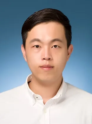 Hong, Yun-Kun